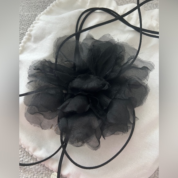 LELET NY Rosetta Nyla Flower Choker in Black New in Box - Picture 8 of 10